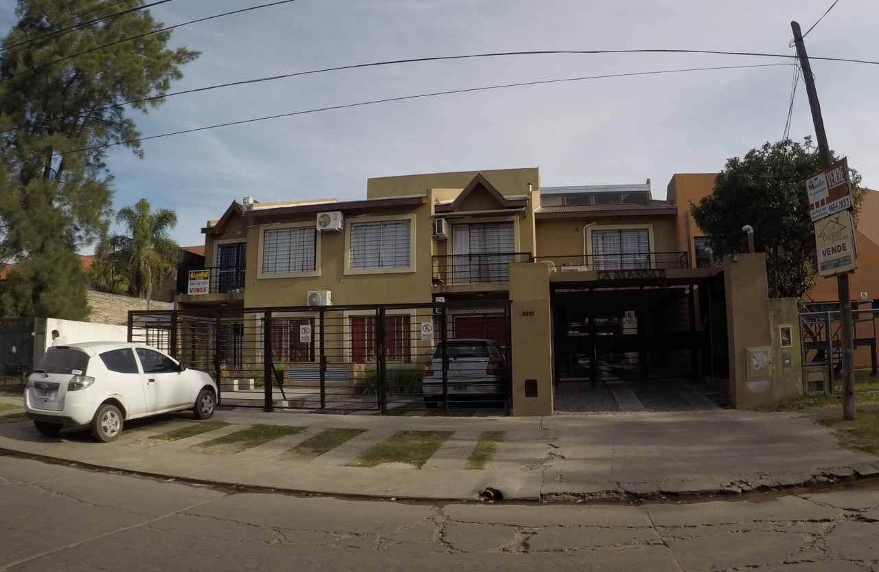 ### VENTA DEPARTAMENTO 2 AMB PLANTA BAJA COCHERA - LA MANSA 2 SAN MIGUEL ###