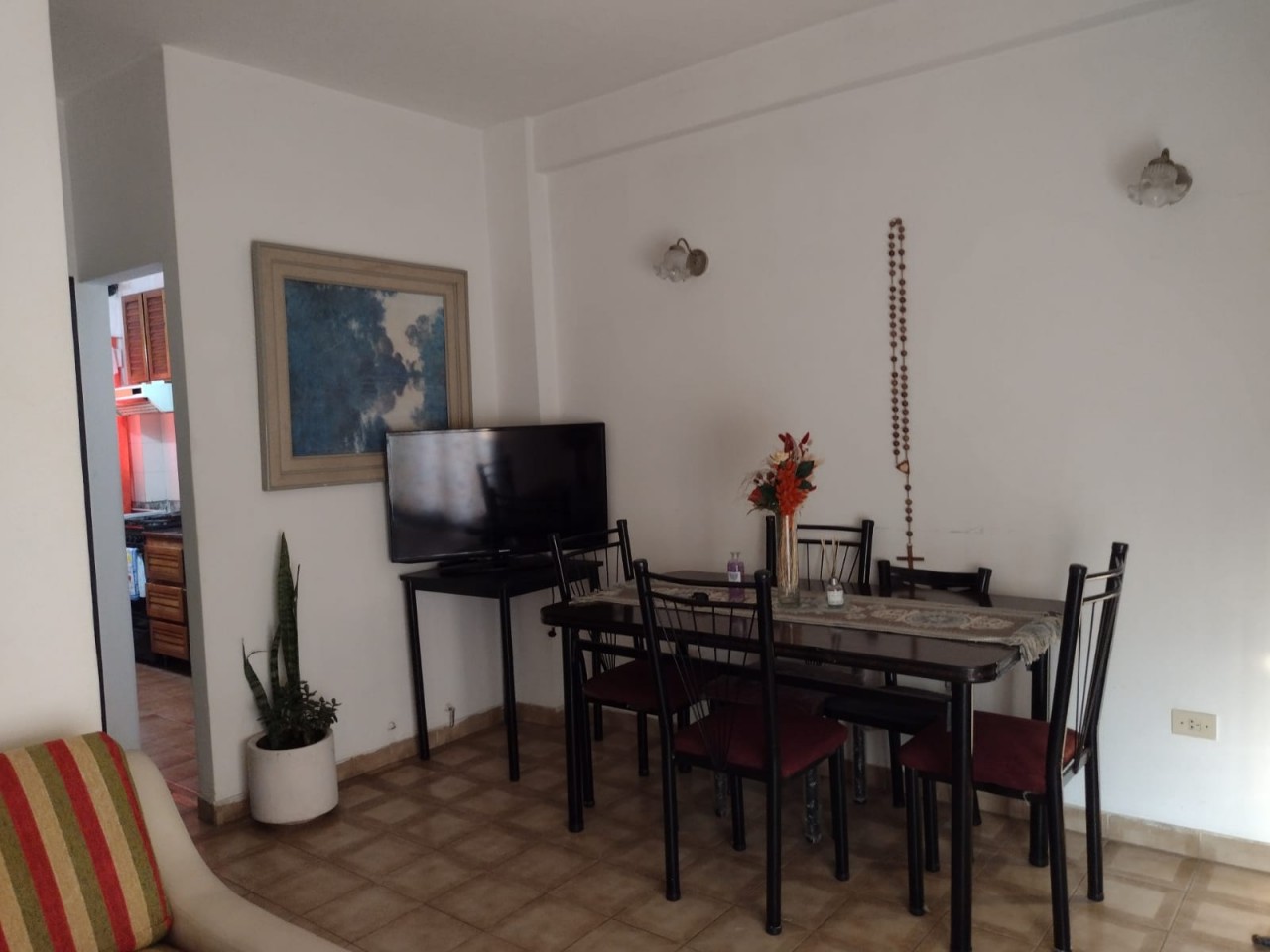 Venta de departamento de 2 ambientes con balcón y cochera en Muñiz. // Apto crédito