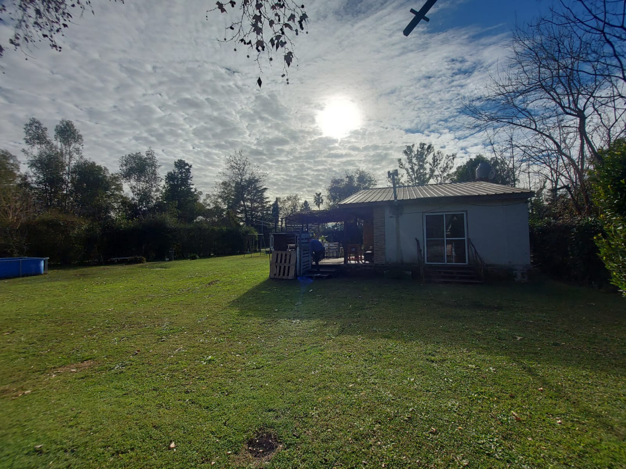 CASA CON GRAN TERRENO A LA VENTA!!